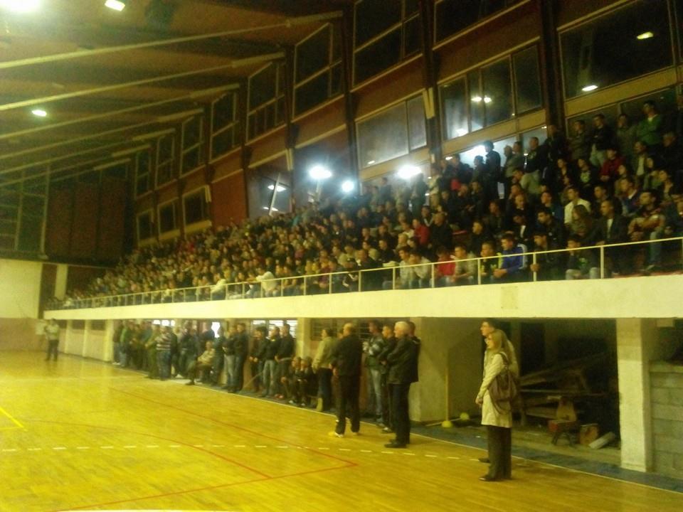 Tribina Nevesinje.jpg