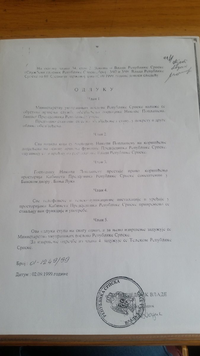 Dodik smjenjuje Poplašena.jpg