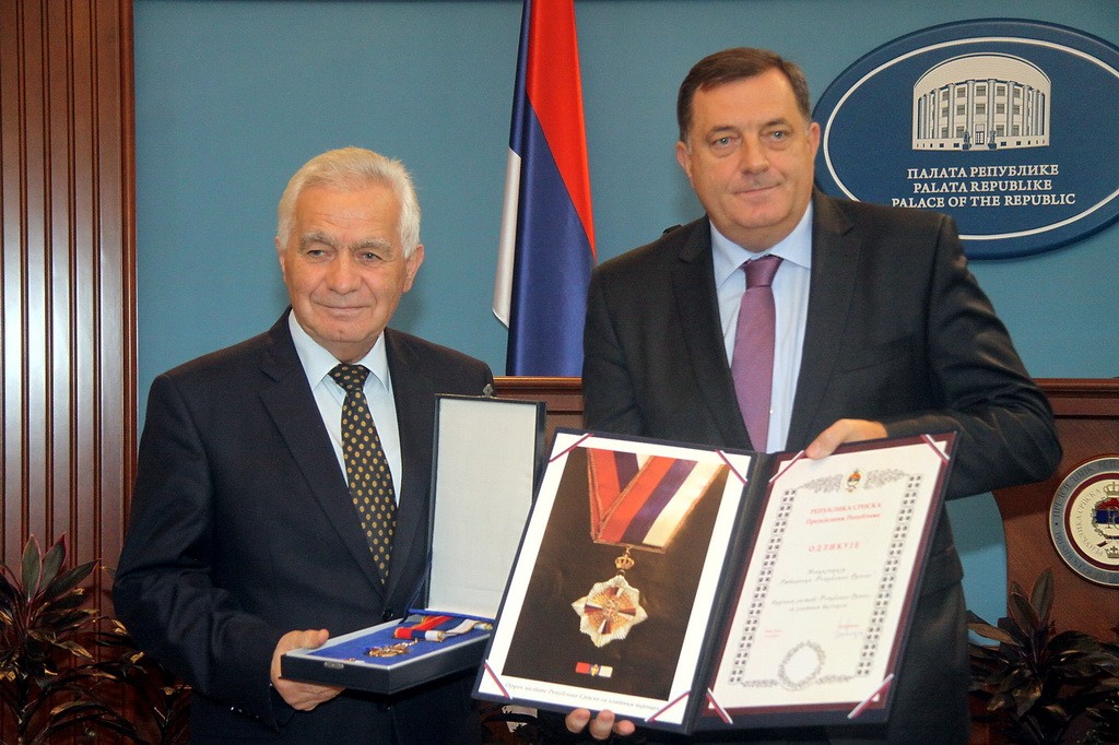 krajisnik_dodik_srna-1024x682.jpg