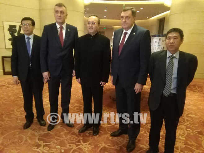 dodik fot.jpg